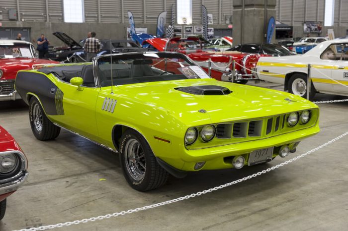 plymouth cuda