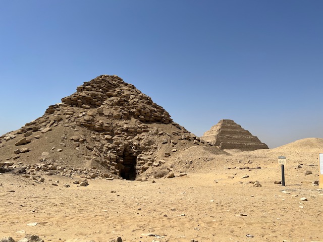 piramides bij sakkara